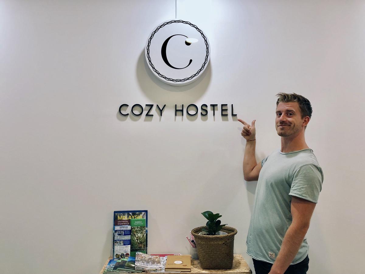 Cozy Hostel Kampong Sembulan Exteriér fotografie